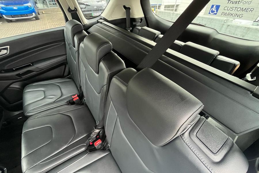 Ford S-MAX Photo autoimg-390caec7fb920b8f879b6aabb7a41a87533572d5.jpg