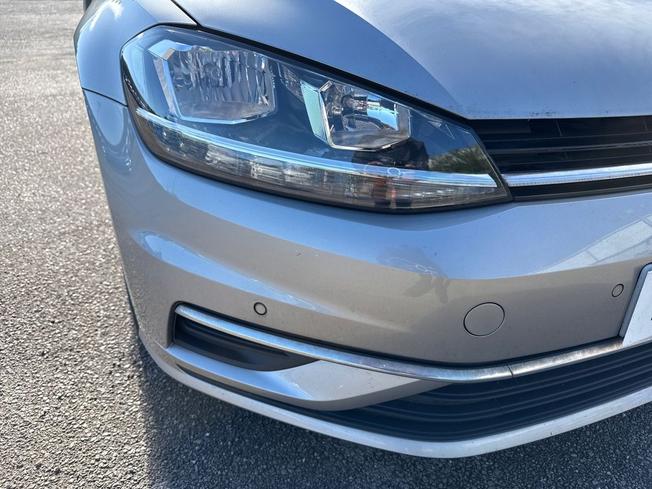 VOLKSWAGEN Golf Photo 19