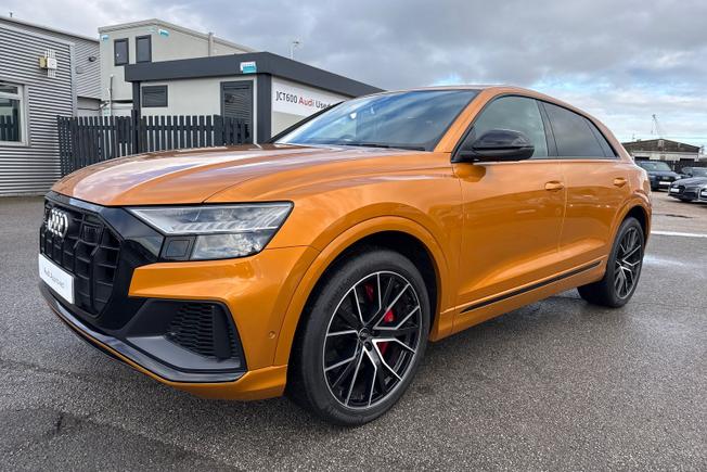 Audi SQ8 Photo 25