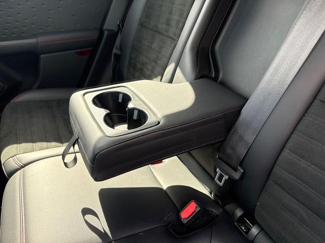 FORD Kuga Photo 46