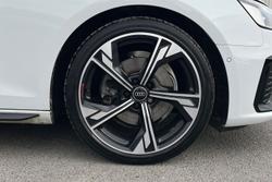 AUDI A4 Photo 5