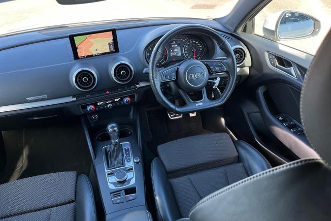 AUDI A3 Photo 42