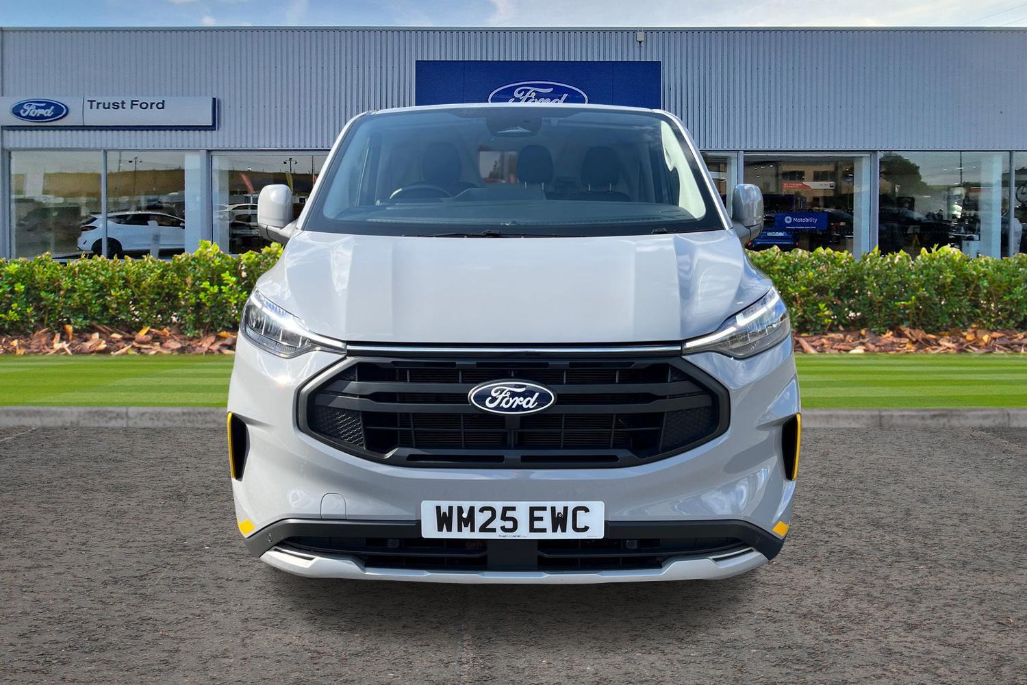 Ford TRANSIT CUSTOM Photo 11