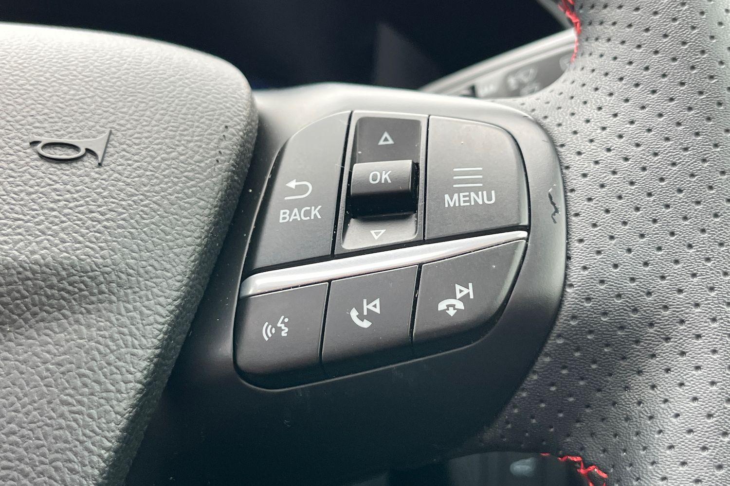 Ford KUGA Photo 31