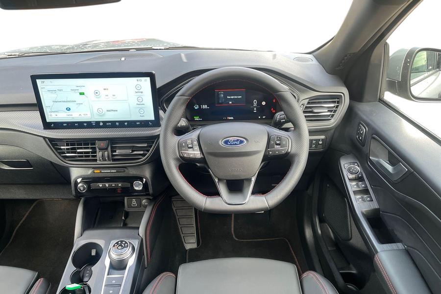 Ford KUGA Photo autoimg-392036f23278f45d7d6decb6cf48eb650e972837.jpg