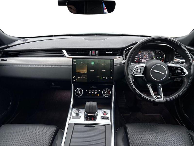 Used Jaguar XF YK21ZHJ 11