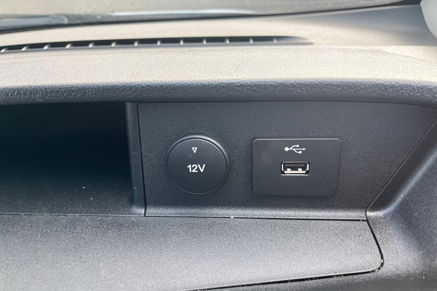 Ford TRANSIT CUSTOM Photo autoimg-3921ddabbcb56d14cf12646c737b5fc503db99d3.jpg