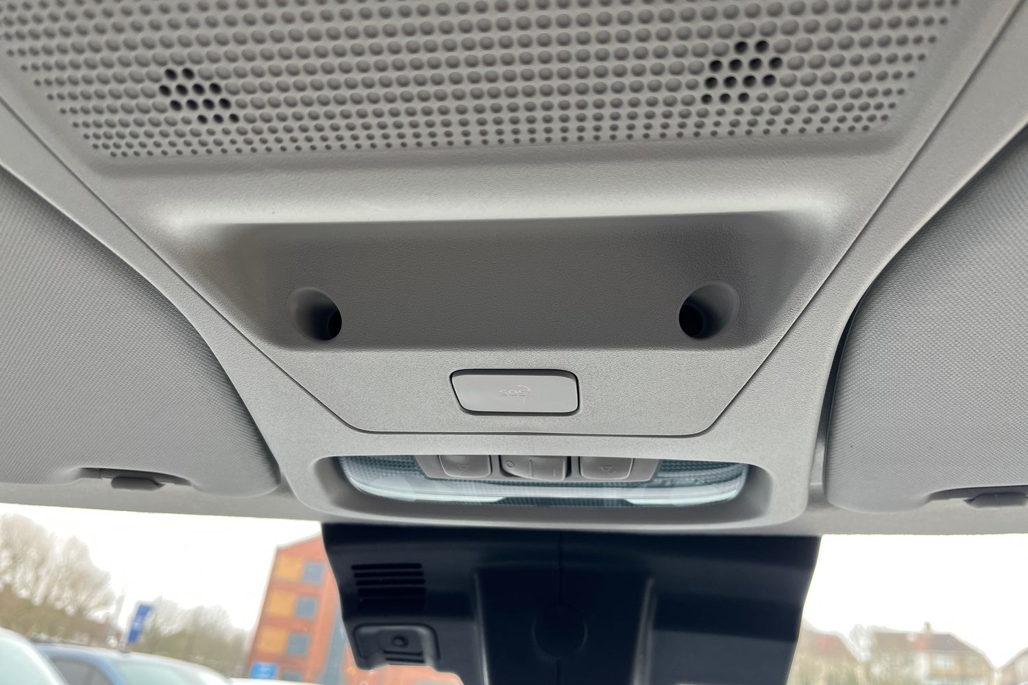 Ford E-Transit Courier Photo 28