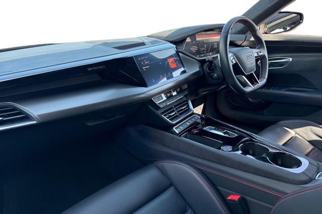 AUDI Rs E-Tron Gt Photo 2