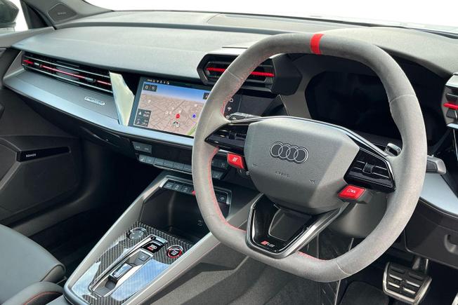 AUDI RS3 Photo 6