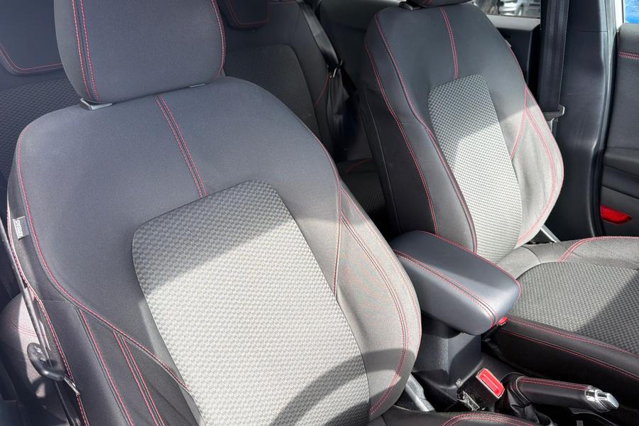 Ford Puma Photo autoimg-393452ff735477ddf185ea249a22533c4a30228e.jpg
