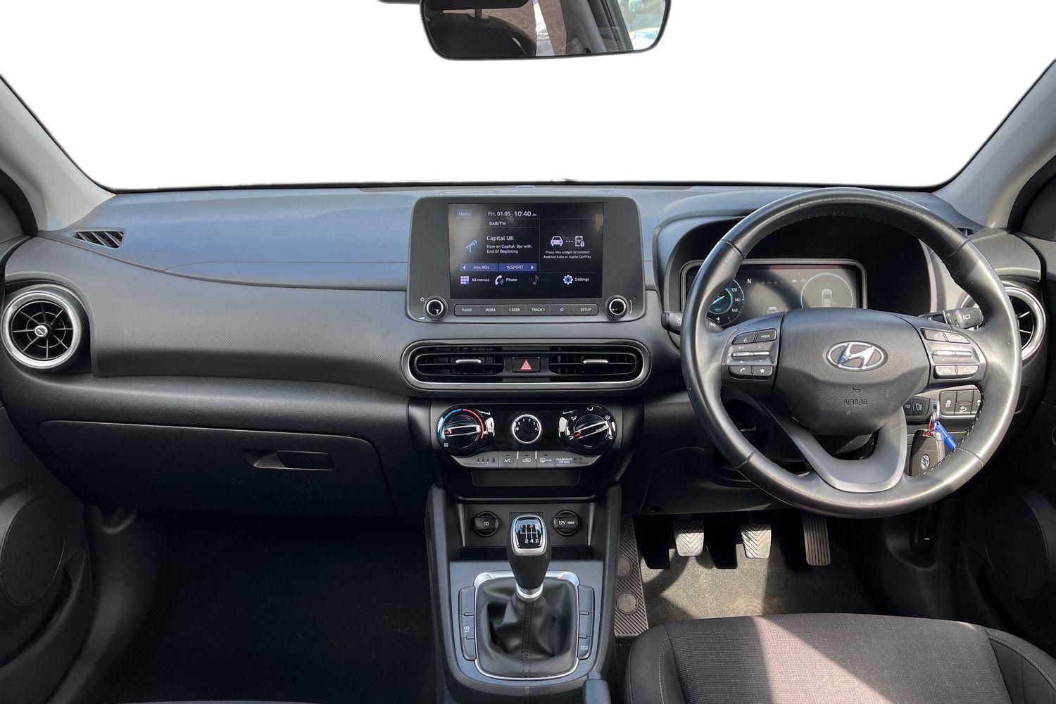 Hyundai KONA Photo 9