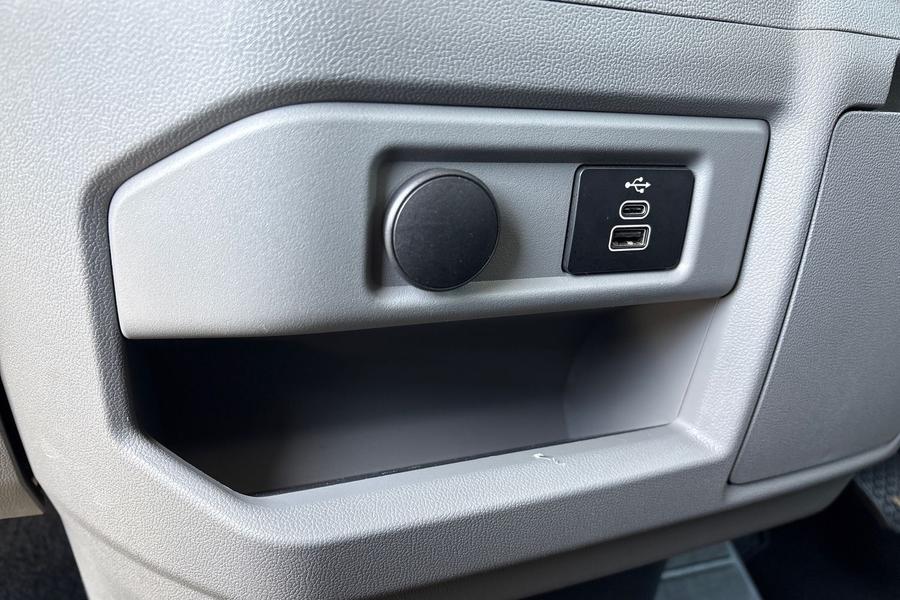 Ford TRANSIT CUSTOM Photo autoimg-393aebb1465a49e06c3950ce897b52dd0c754131.jpg