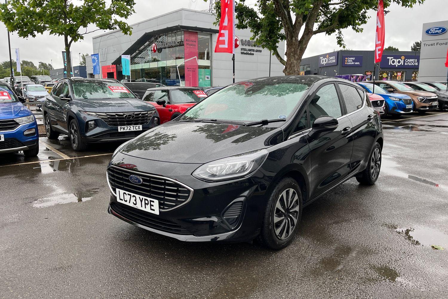 Ford FIESTA Photo 32