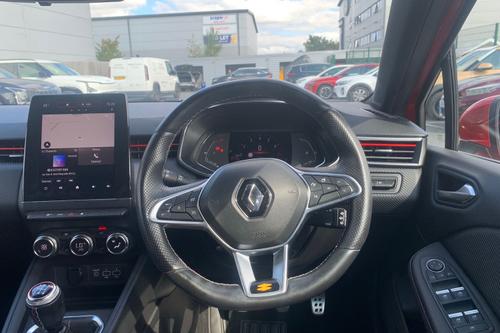 Renault CLIO Photo autoimg-393cf099bcfafced6f4f3a76e5337c791d6babaa.jpg