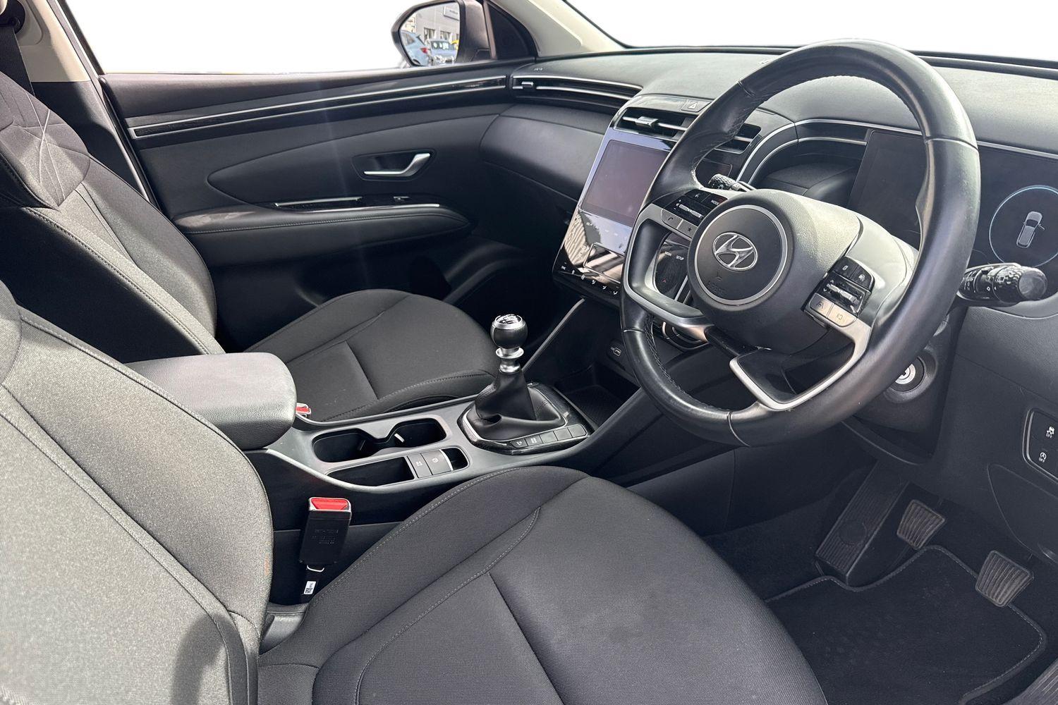 Hyundai TUCSON Photo 8