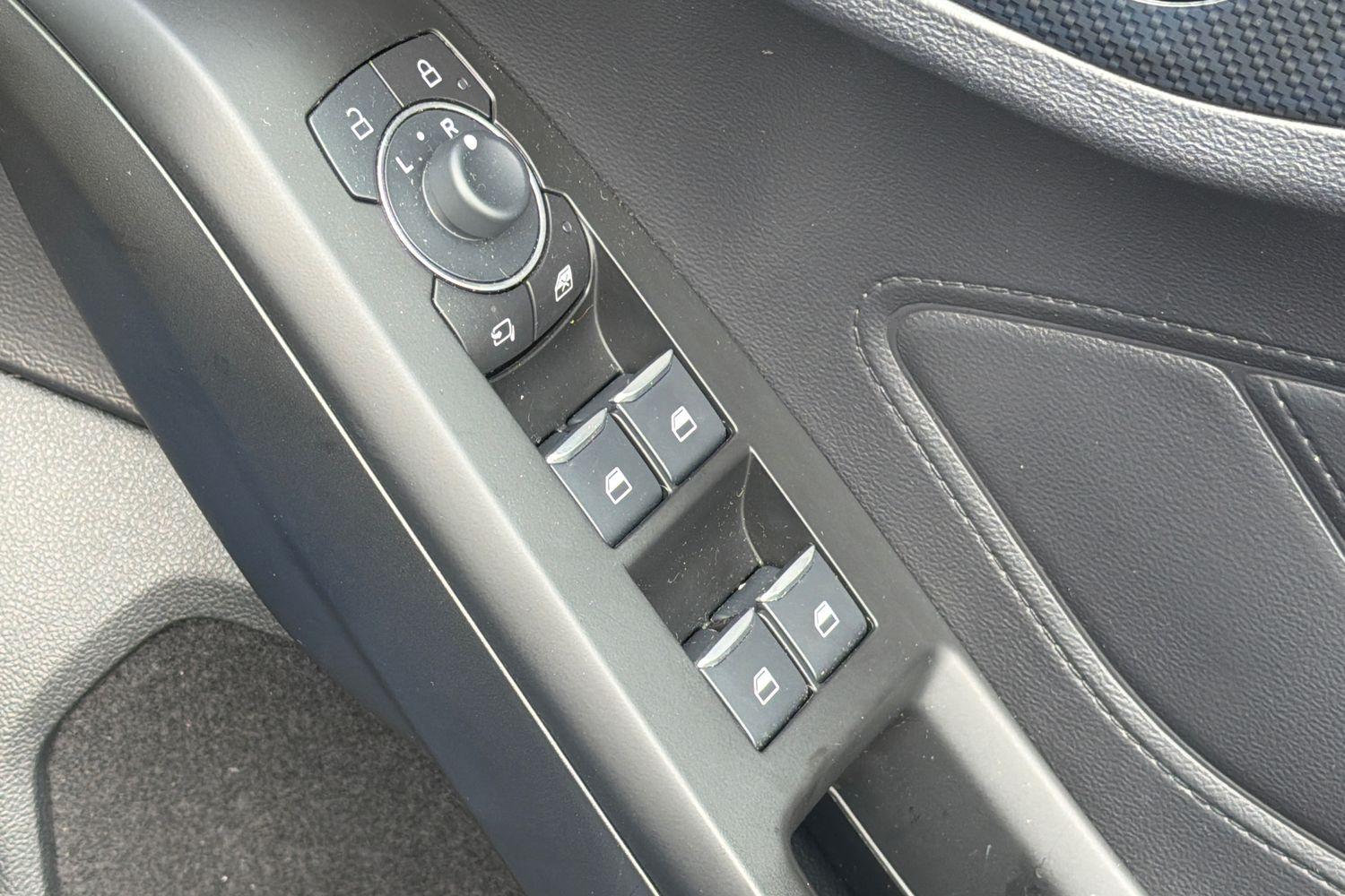 Ford FOCUS Photo 15