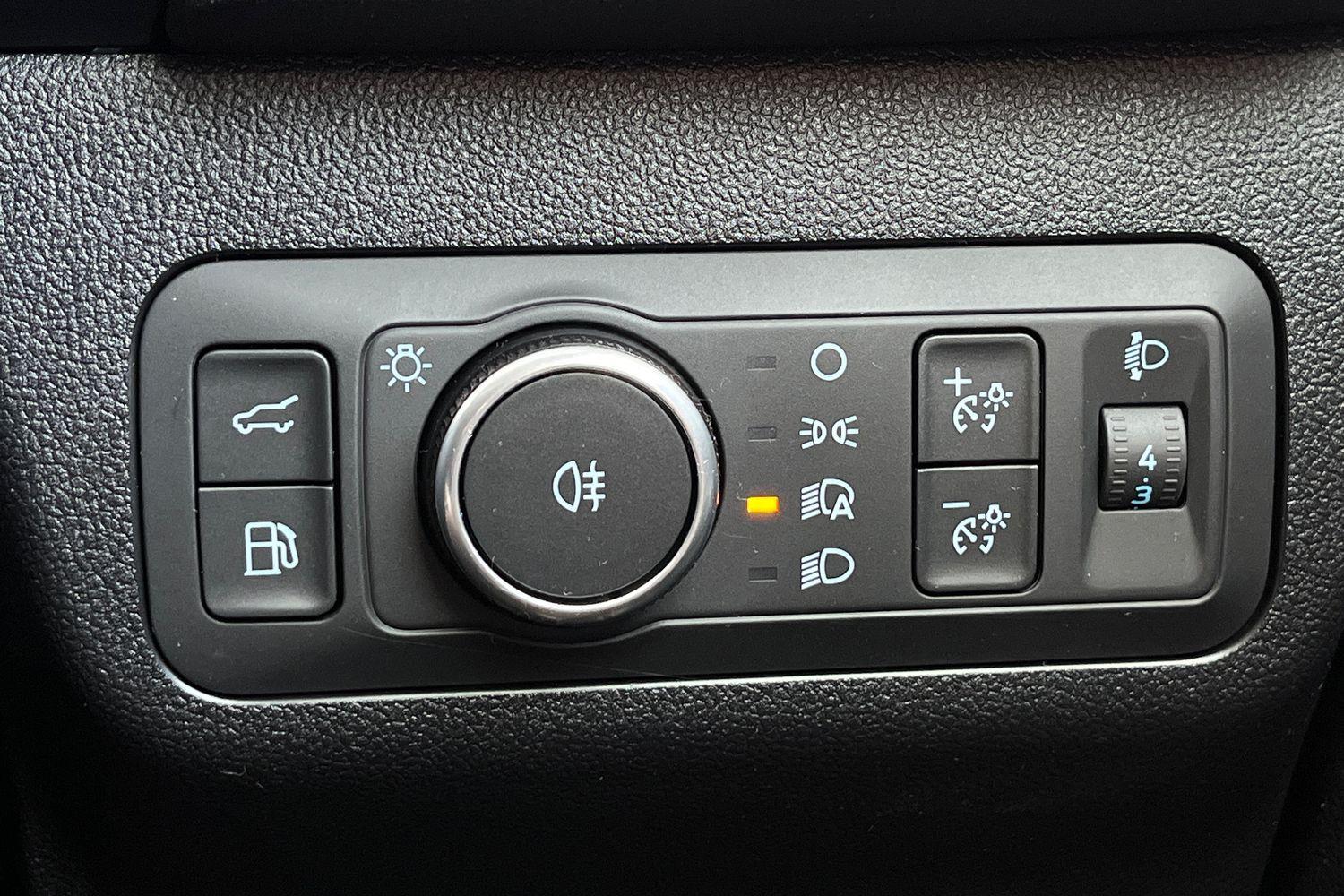 Ford KUGA Photo 38