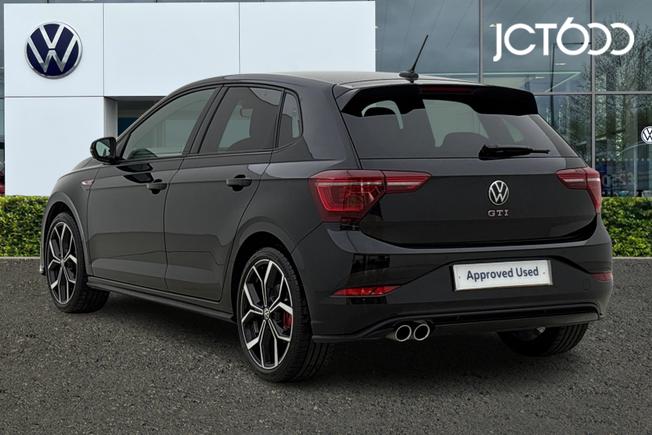 VOLKSWAGEN Polo Photo 3