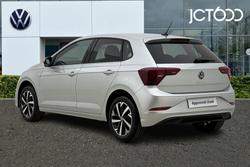 VOLKSWAGEN Polo Photo 3