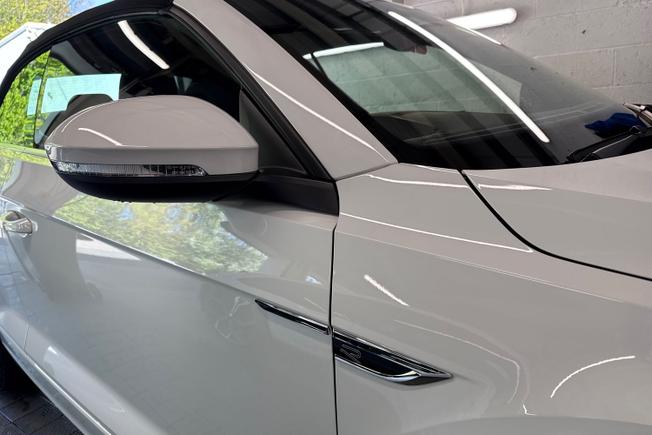 VOLKSWAGEN T-Roc Photo 20