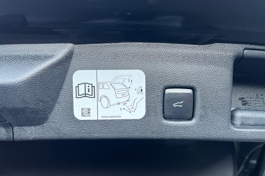 Ford KUGA Photo autoimg-3953929dd72519d800b968522f546db07656d2a4.jpg