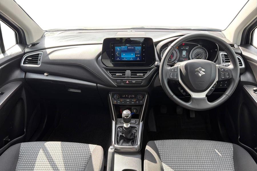Suzuki S-Cross Photo autoimg-39564b651f2e64769759fe81597e6a9e56c7b0ff.jpg