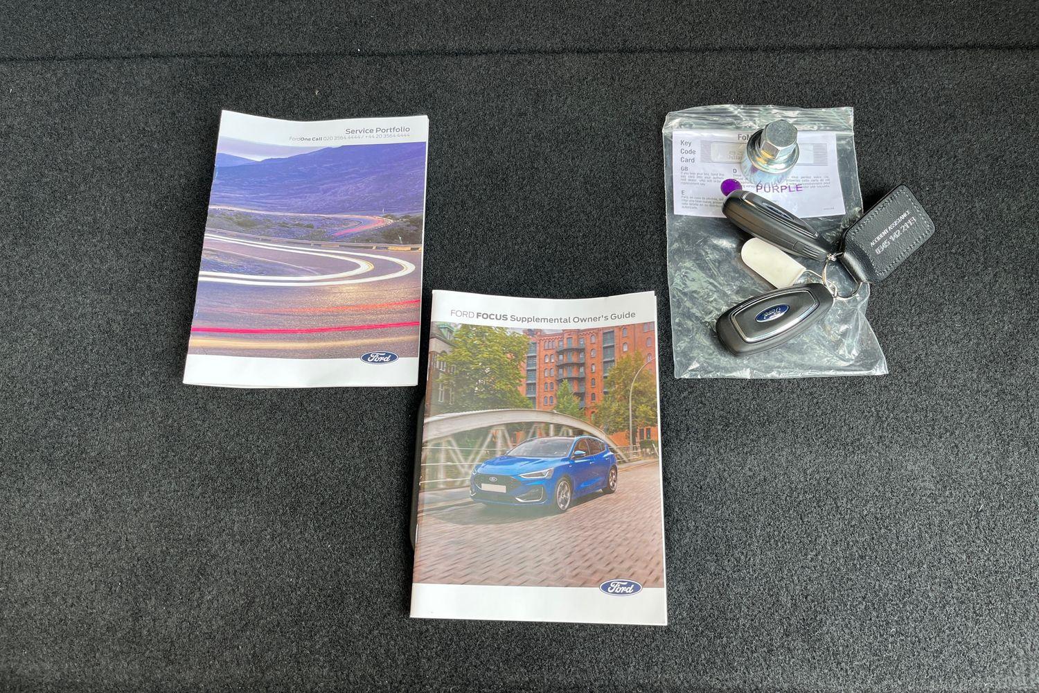 Ford FOCUS Photo 21