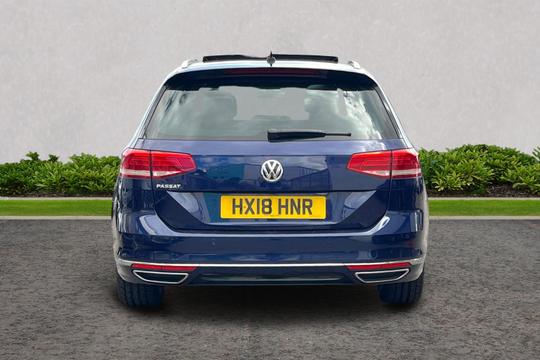 Volkswagen Passat Photo autoimg-395cea2c56dab5312201bdd11a625147fc15ad80.jpg