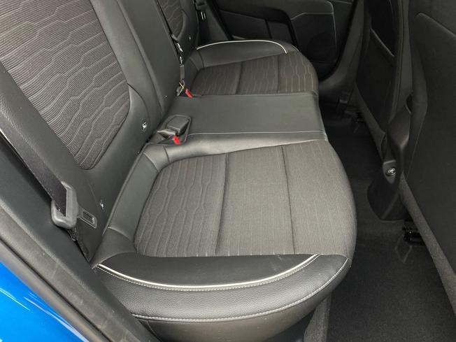 KIA Stonic Photo 31