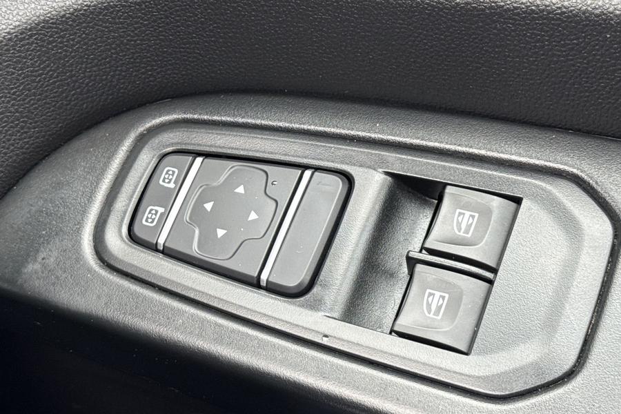 Renault TRAFIC Photo autoimg-39648d0f90ffa92ed68f377bab9af63883458dad.jpg