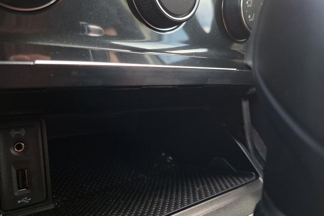 VOLKSWAGEN Golf Photo 30