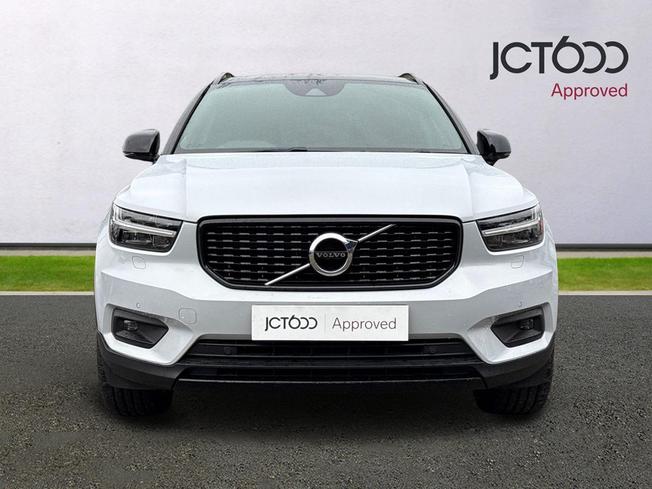 VOLVO Xc40 Photo 8