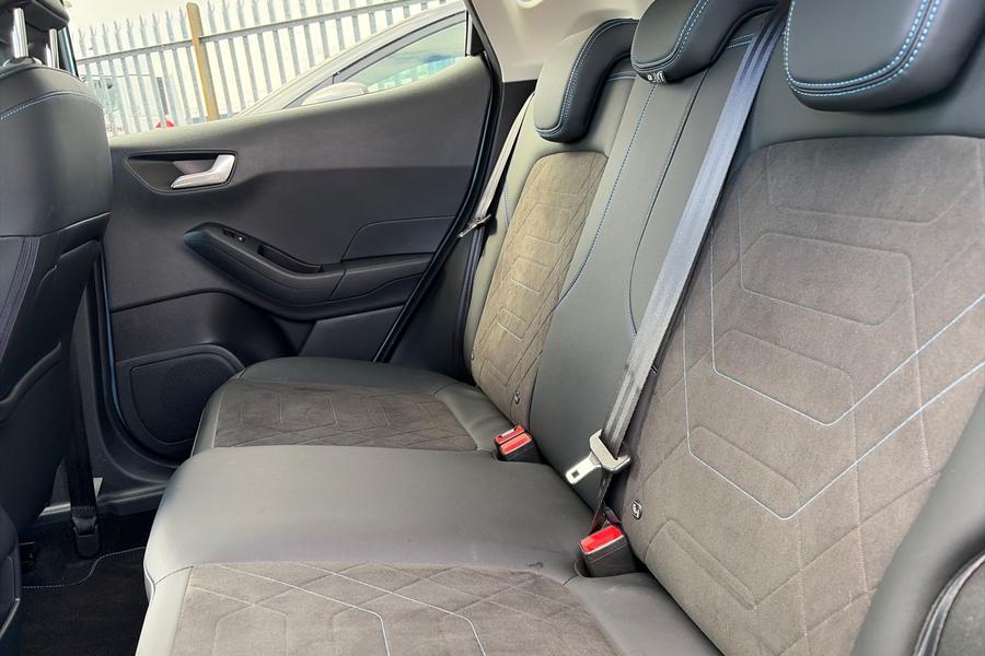Ford FIESTA Photo autoimg-39676e11e7a4c55a4c3ef382b2425af07b989c83.jpg