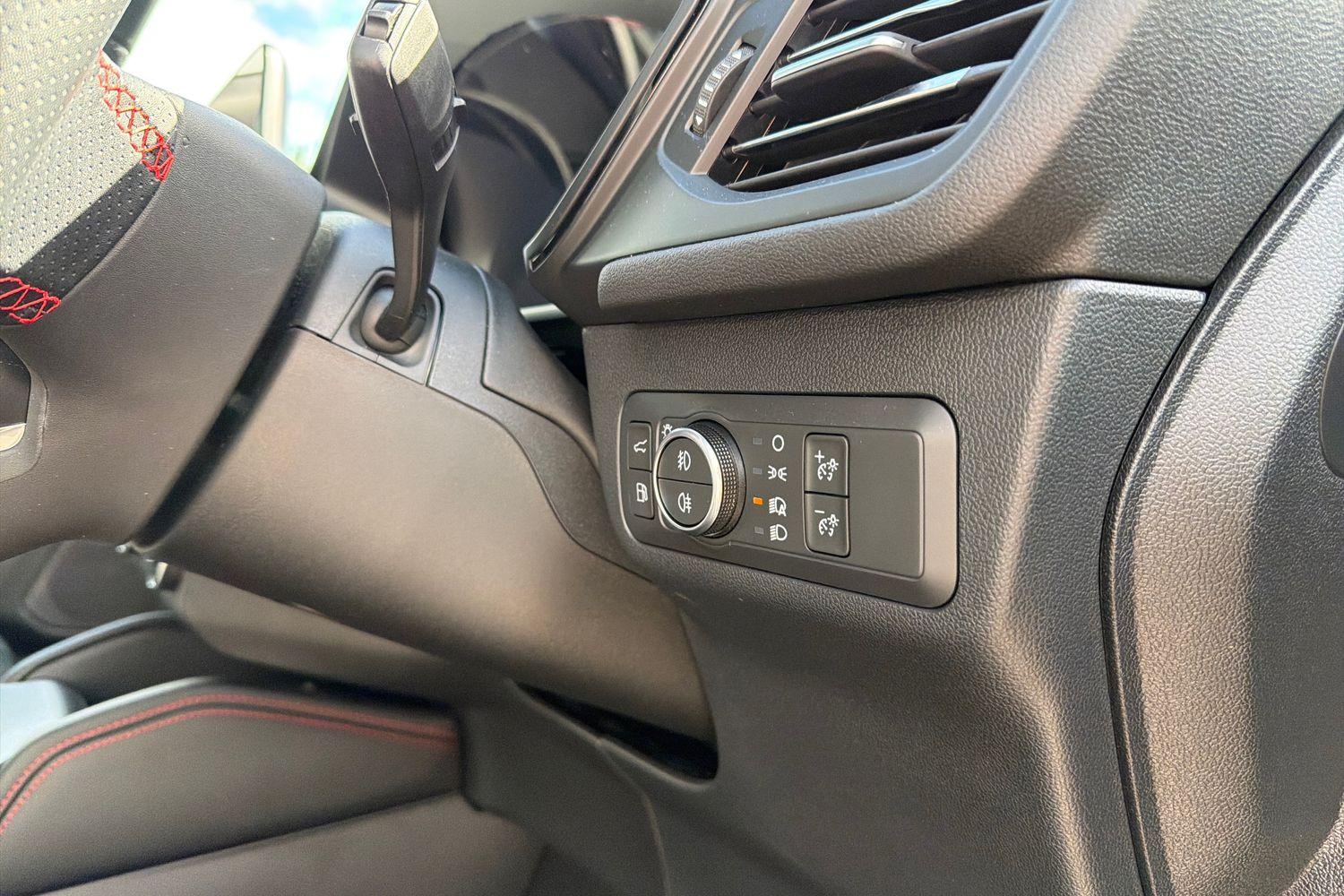 Ford KUGA Photo 23
