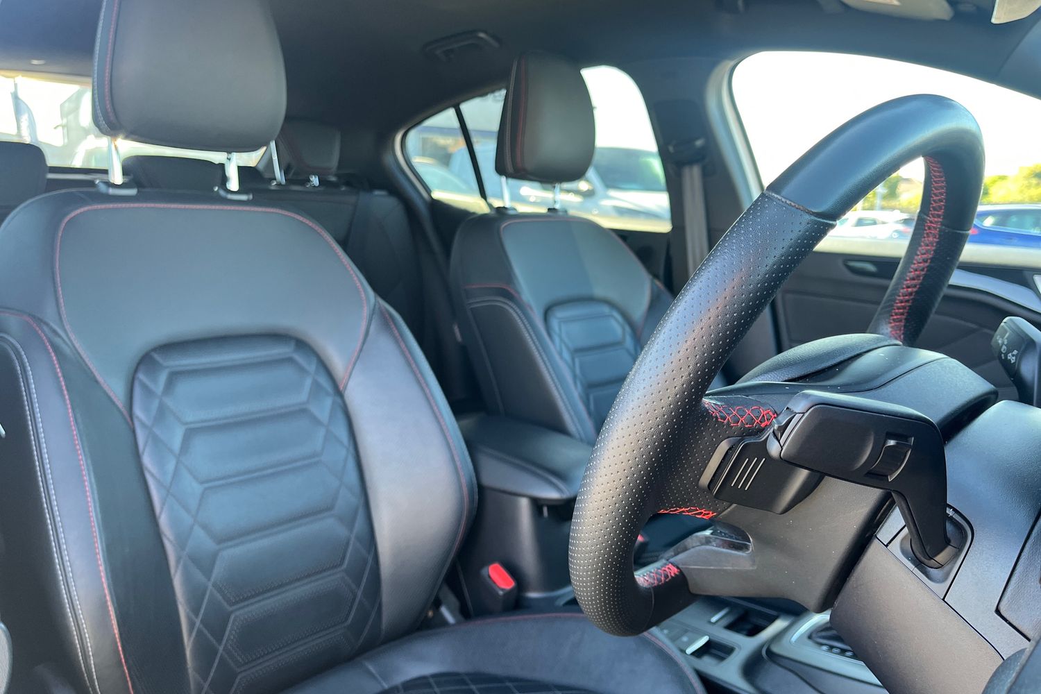 Ford FOCUS Photo 16