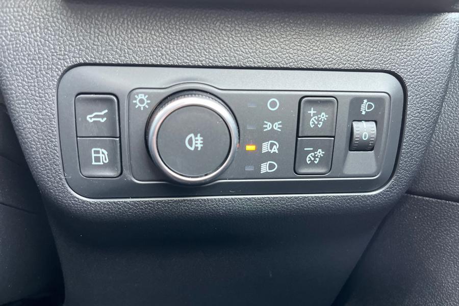 Ford KUGA Photo autoimg-396f4064d5b9a45227f47de4b809babed6b3344b.jpg