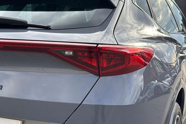CUPRA Formentor Photo 18