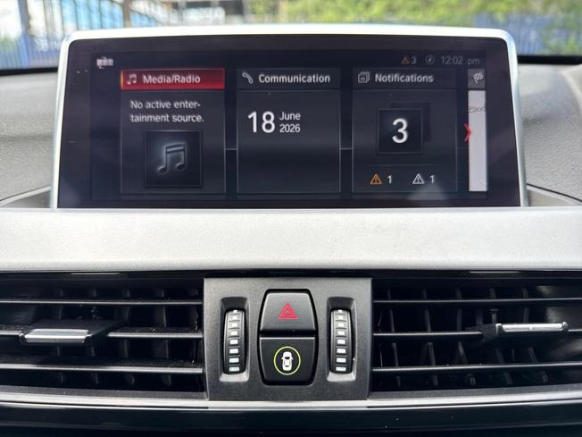 BMW X1 Photo 13