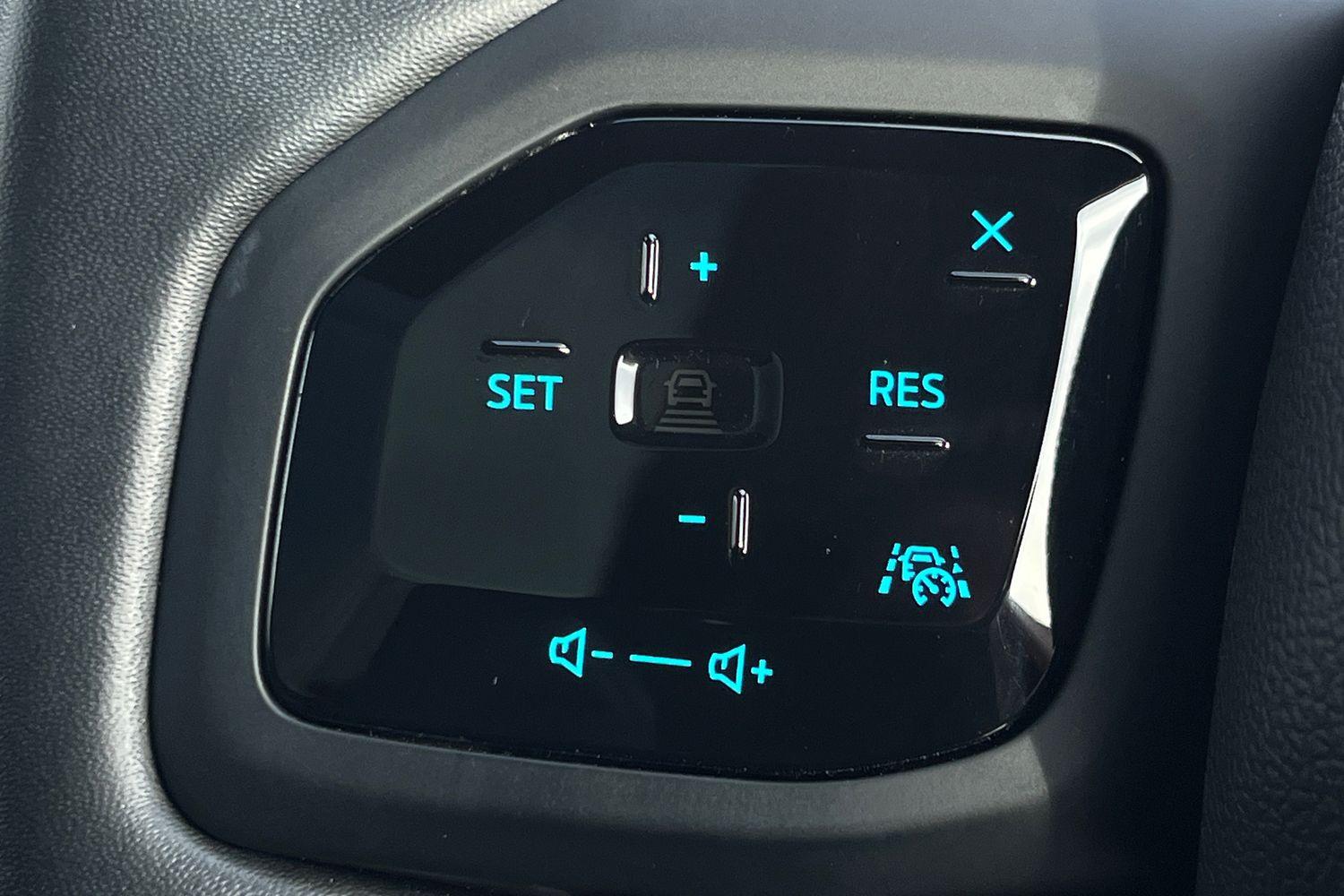 Ford Explorer Photo 24