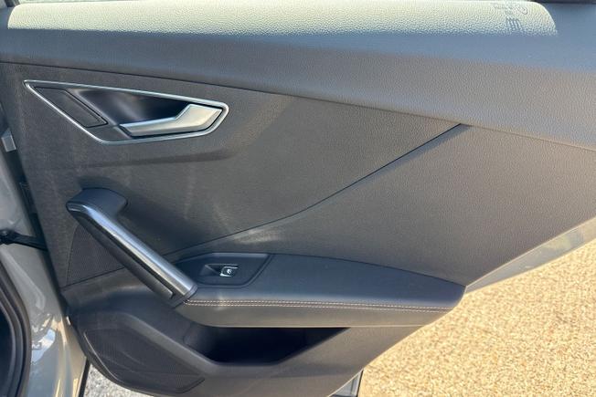 Audi Q2 Photo 37
