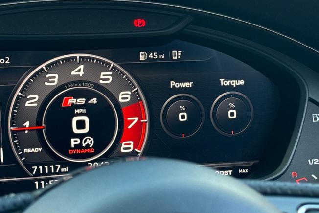 AUDI Rs4 Avant Photo 35