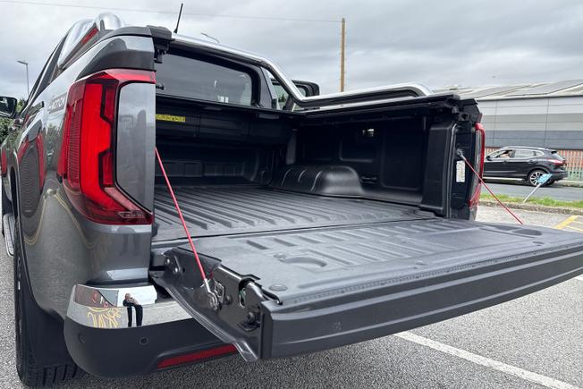 VOLKSWAGEN Amarok Photo 21