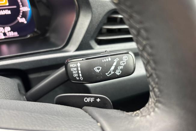 VOLKSWAGEN Caddy Photo 31