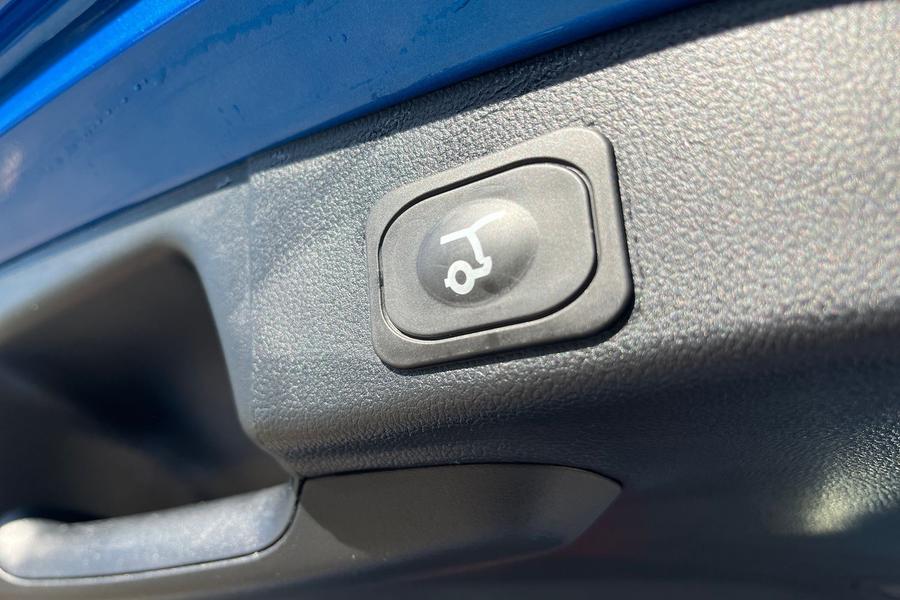 Ford FOCUS Photo autoimg-3981d47d03687d41f72ffe306688a839332c5975.jpg