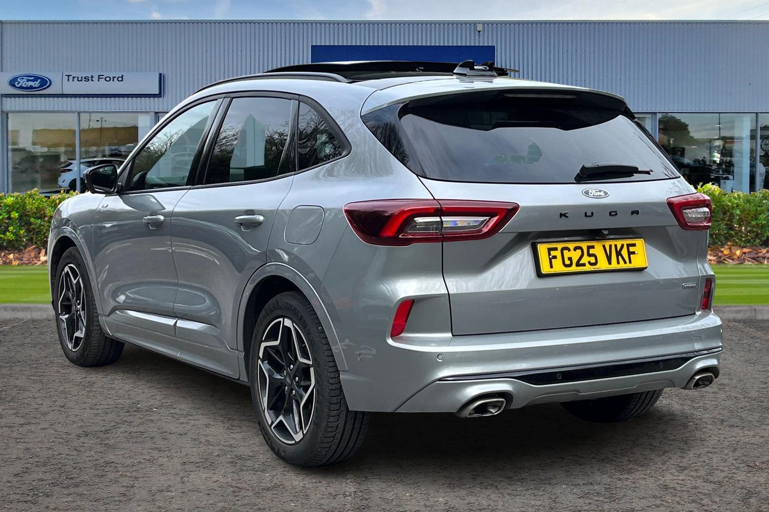 Ford Kuga Photo 1