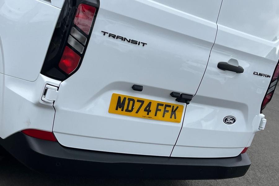 Ford TRANSIT CUSTOM Photo autoimg-3982e8a548fe2ba0d0b267f77f640cf94cdba075.jpg