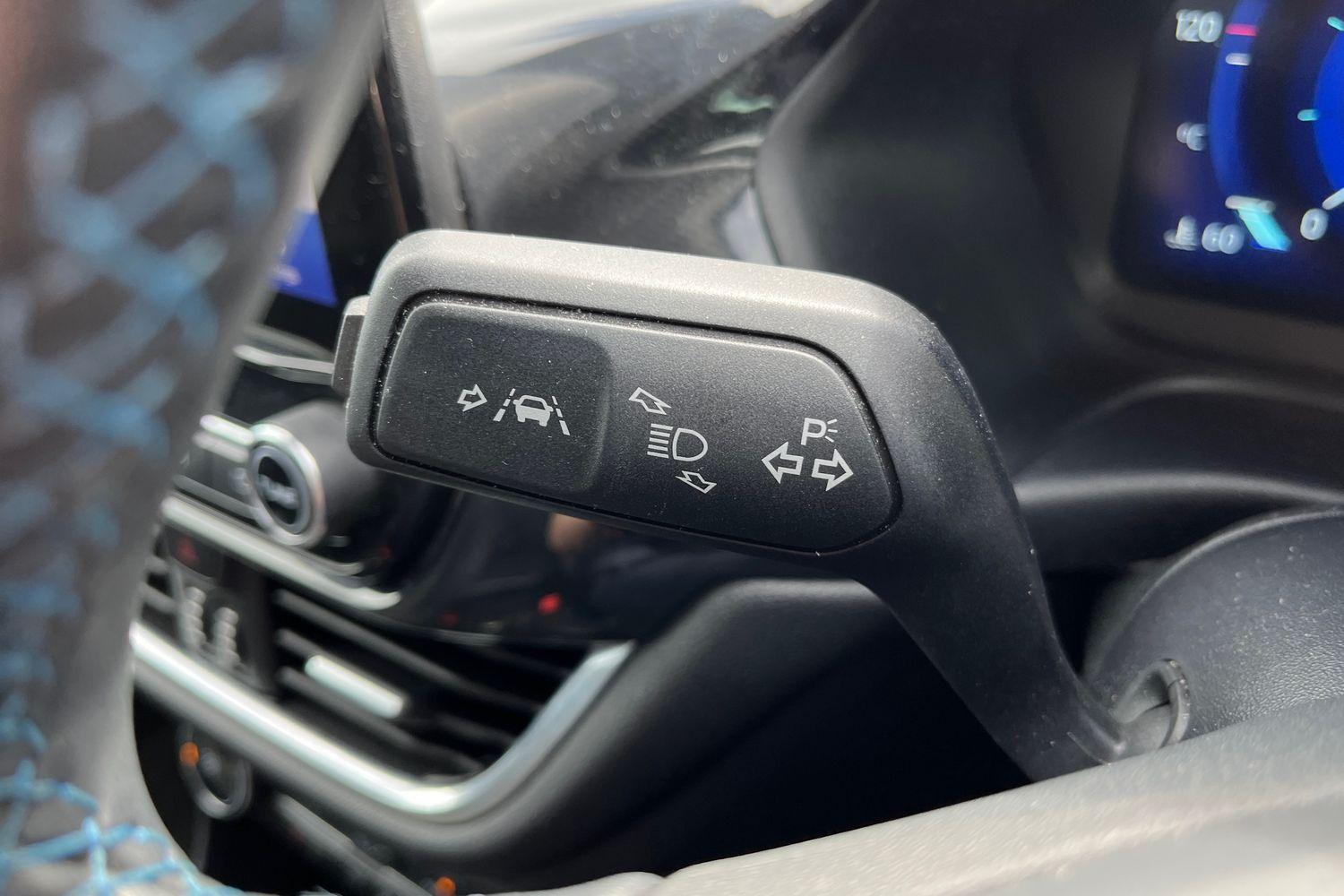 Ford FIESTA Photo 13