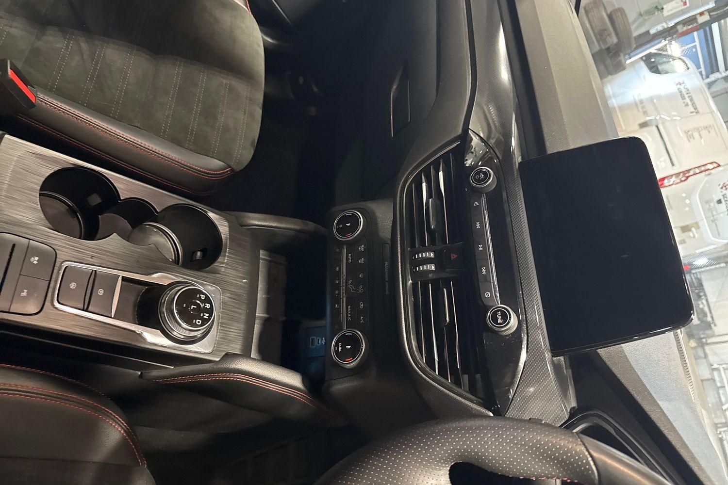 Ford Kuga Photo 28