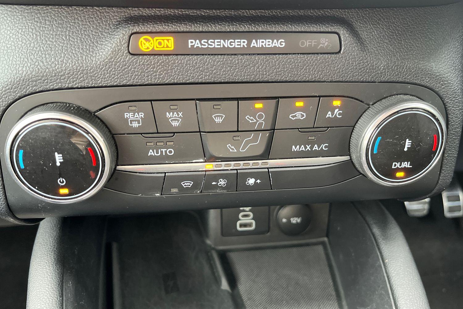 Ford Kuga Photo 28